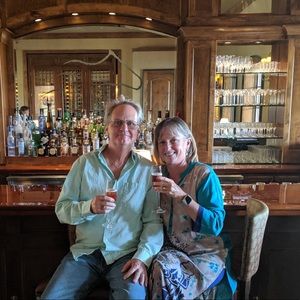 Meet your Posher, Laura